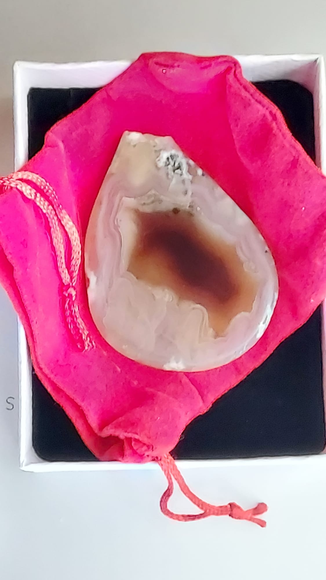 Natural Agate Gemstone | Polished Healing Crystal | Unique Statement Piece
